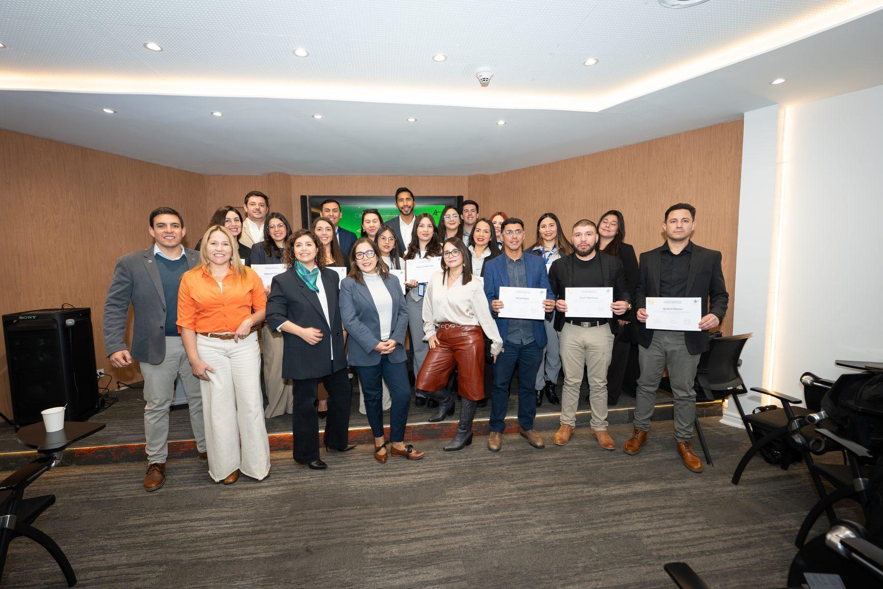 Graduación de una generación del Diplomado